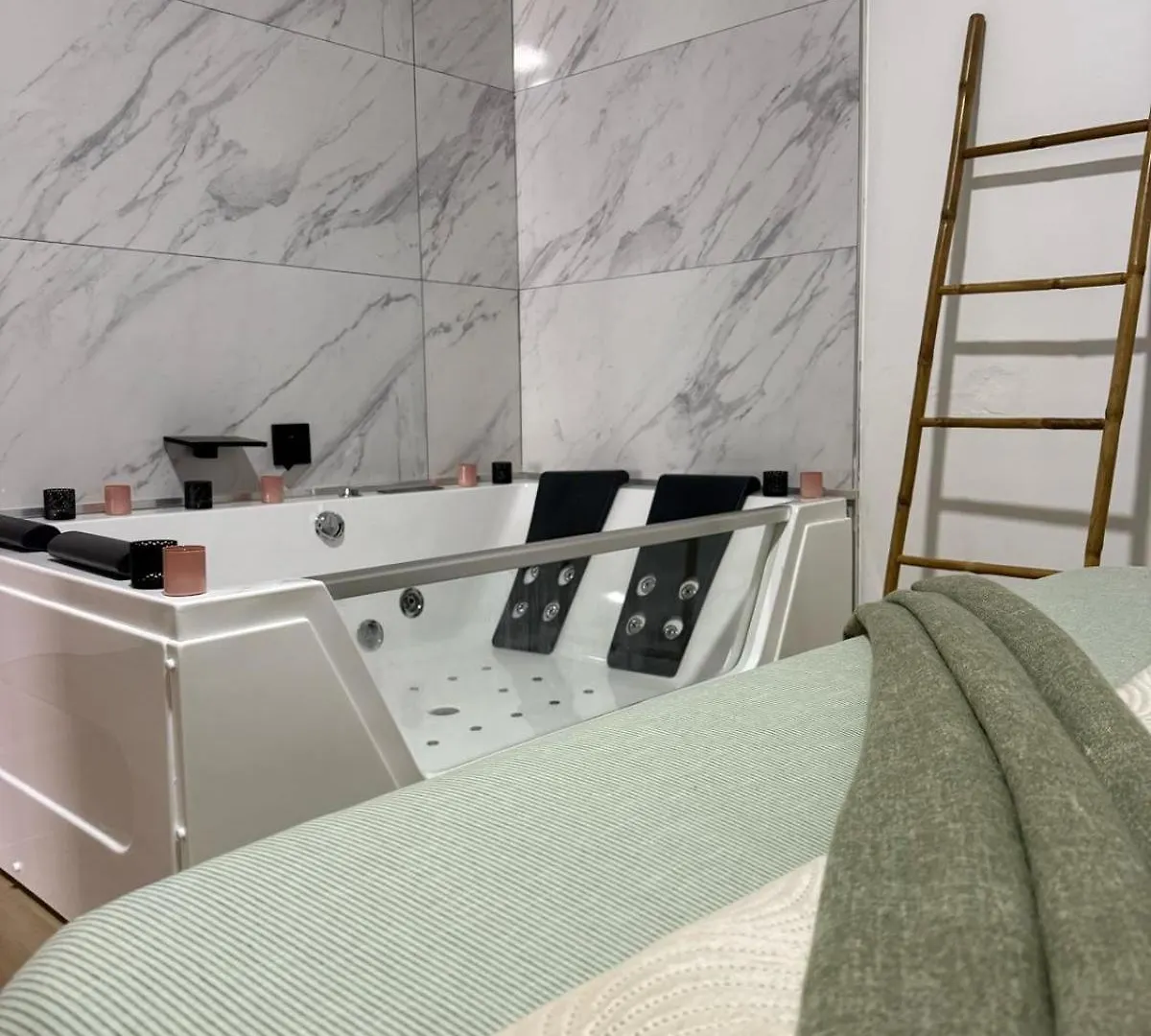 Suit Deluxe Jacuzzi إل بويرتو دي سانتا ماريا